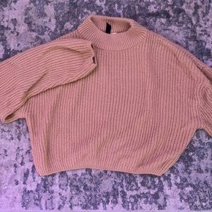 Color: tan- cream, Size small, from H&M